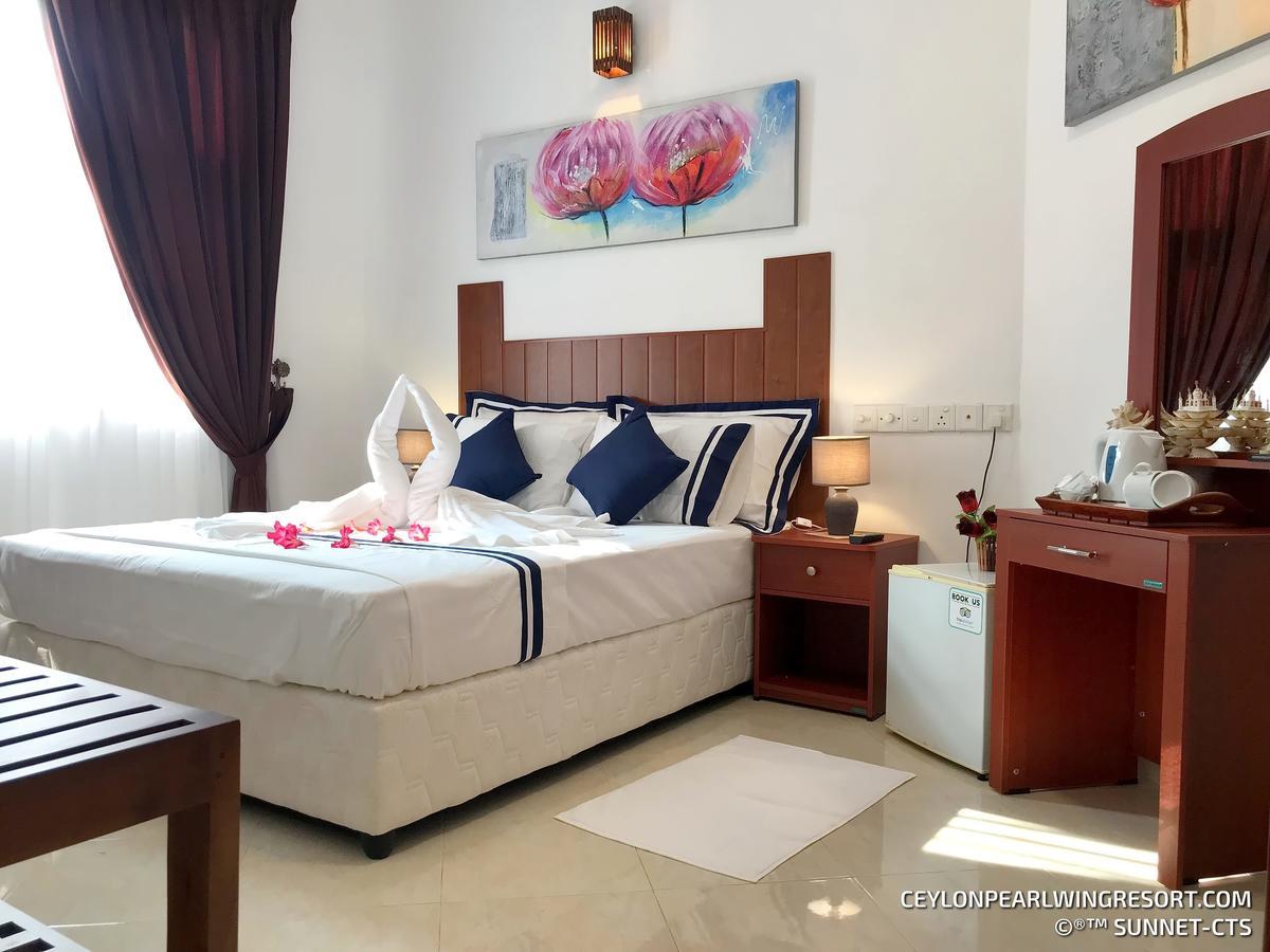 Ceylon Pearlwing Resort Negombo Esterno foto