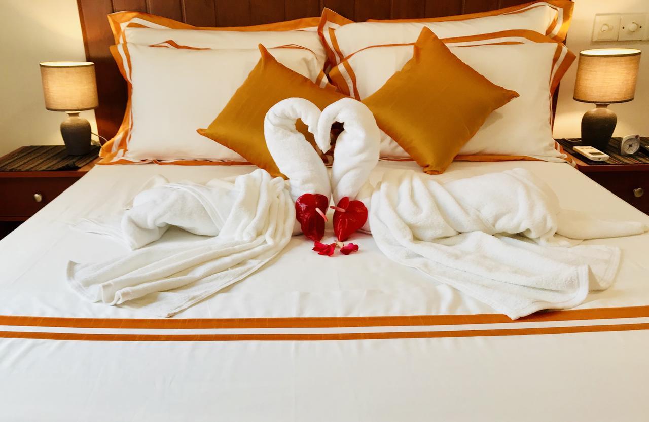 Ceylon Pearlwing Resort Negombo Esterno foto